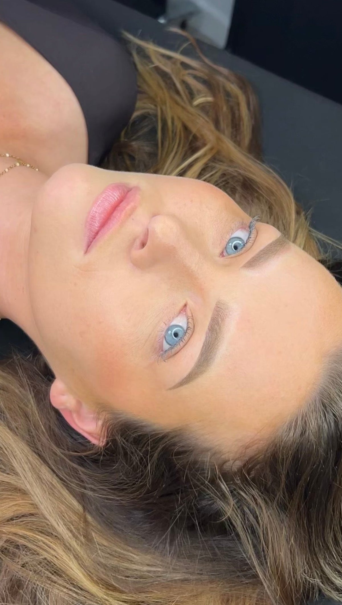 Perfectionnement en maquillage permanent des sourcils -Accompagnement expert individuel- 1 journée